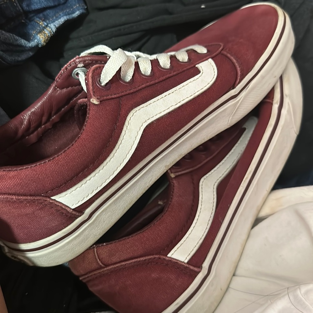 maroon vans